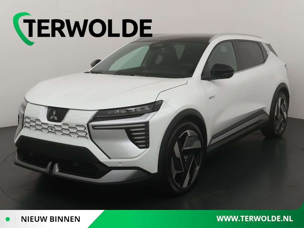 Mitsubishi Eclipse Cross - Instyle 87 kWh | €3.000,- Korting | 8 jaar garantie | Adaptieve Cruise | Stoelverwarming | - AutoWereld.nl