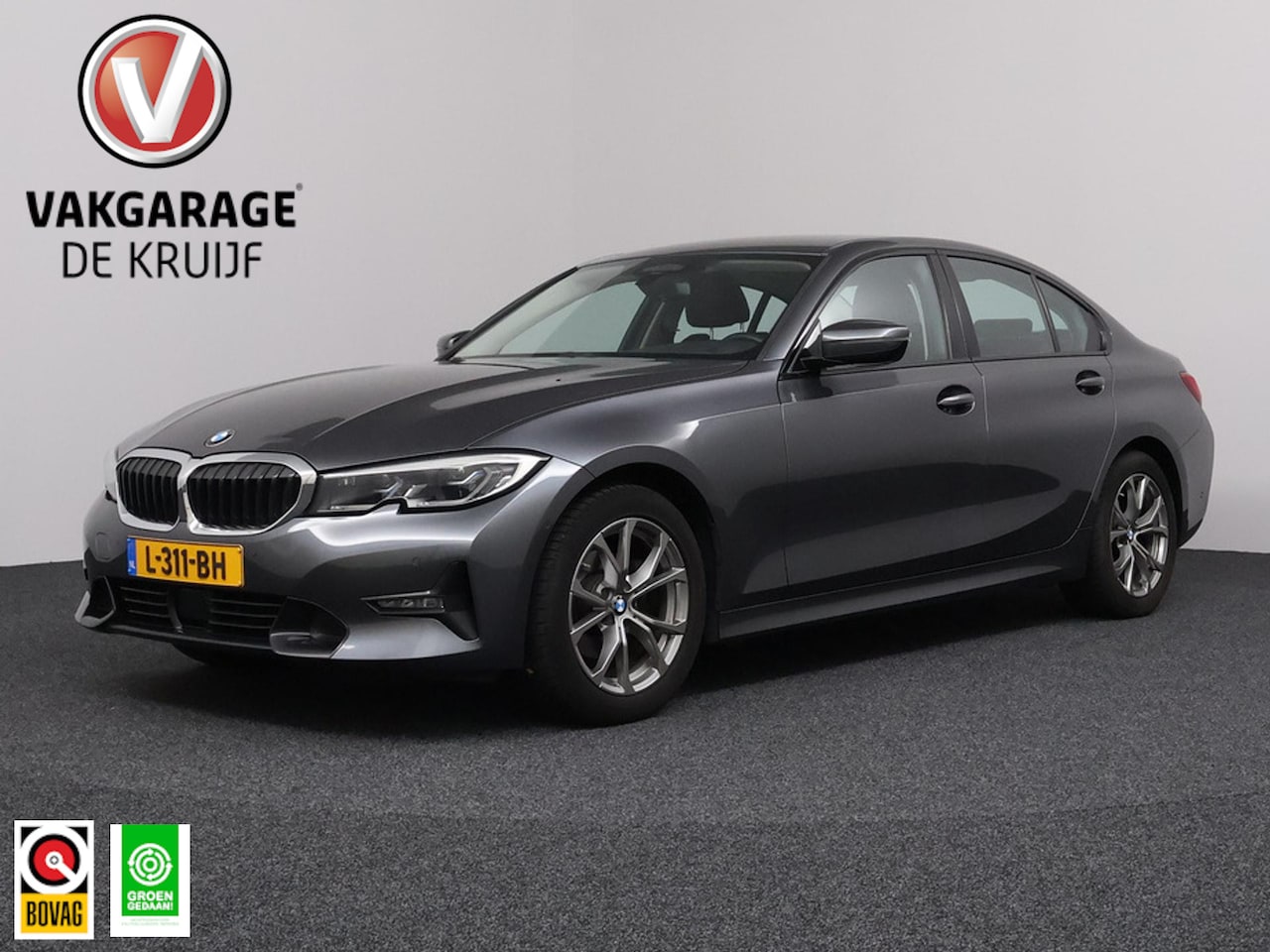 BMW 3-serie - 318i High Executive | LUXE! | Laser Light! | Assisted Driving! | Stoelverwarming! - AutoWereld.nl