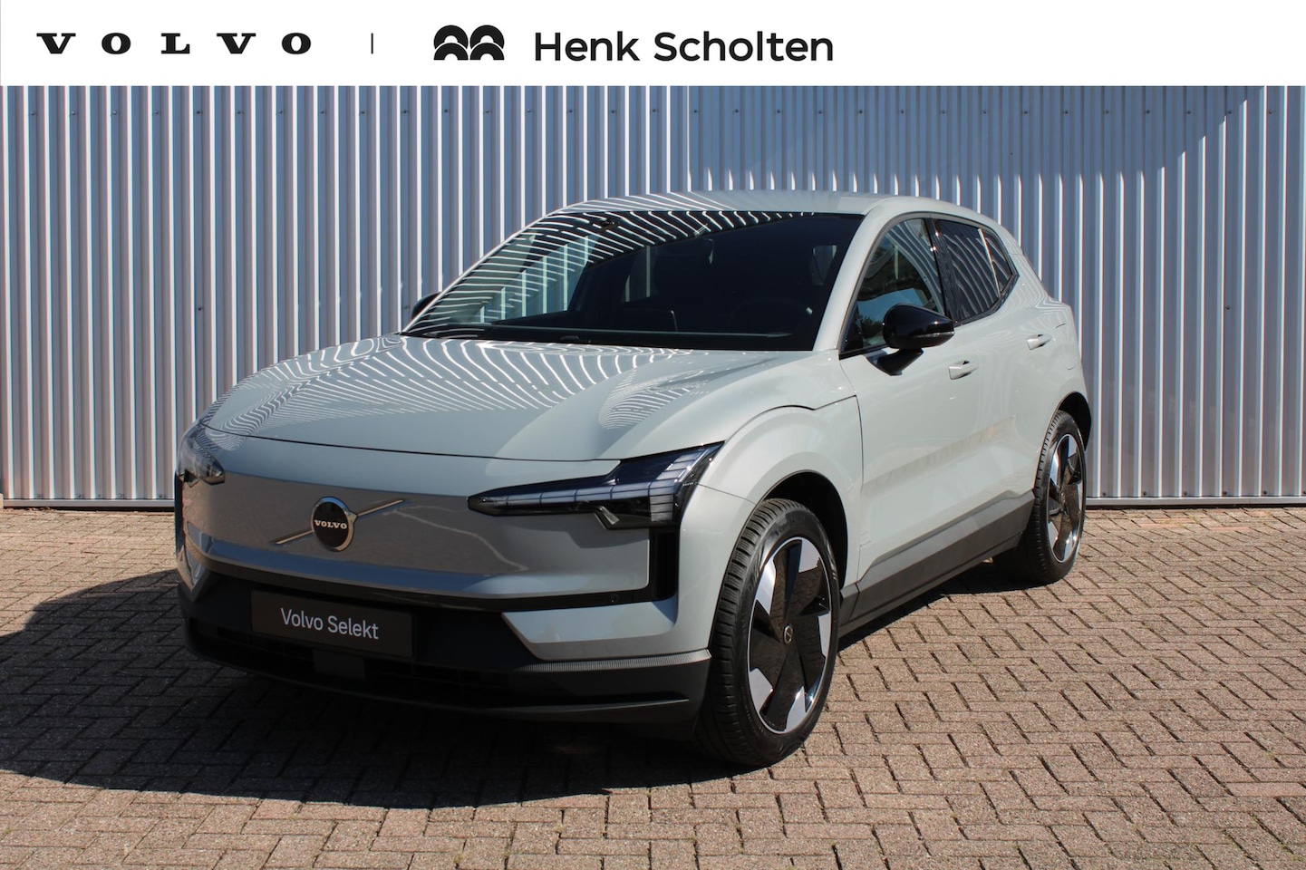 Volvo EX30 - Single Motor Extended Range Plus 69 kWh | Verwarmbare voorstoelen en stuurwiel | Apple car - AutoWereld.nl