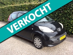 Peugeot 107 - 1.0-12V XR NWE APK LEES TEKST