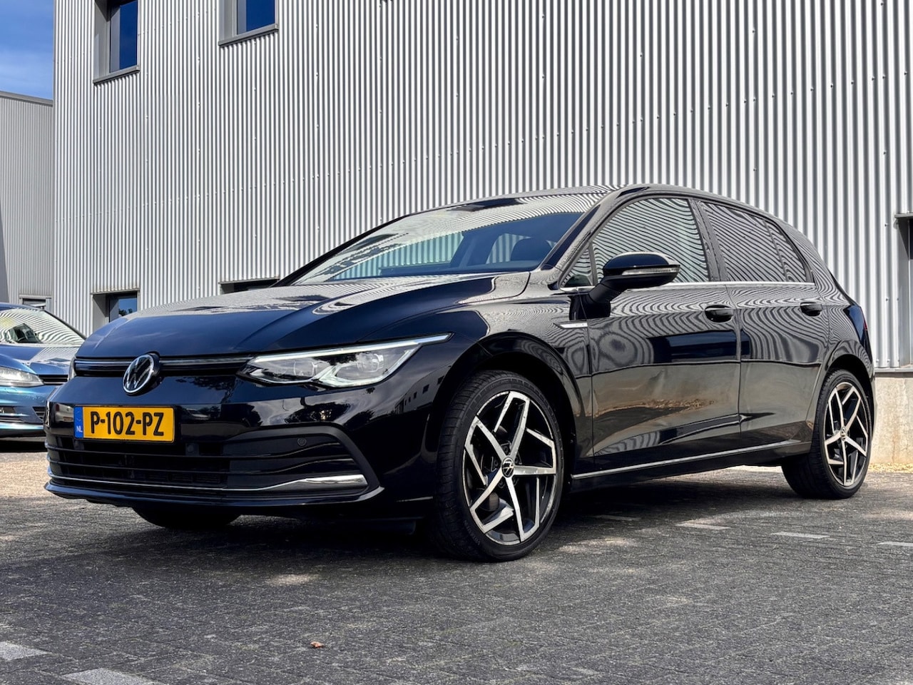 Volkswagen Golf - 1.5 TSI R-Line Business|130PK | Stoel + Stuurverw | Adapt Cruise | LED - AutoWereld.nl