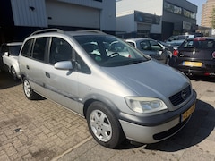 Opel Zafira - 1.6-16V Comfort 7 PERSOONS