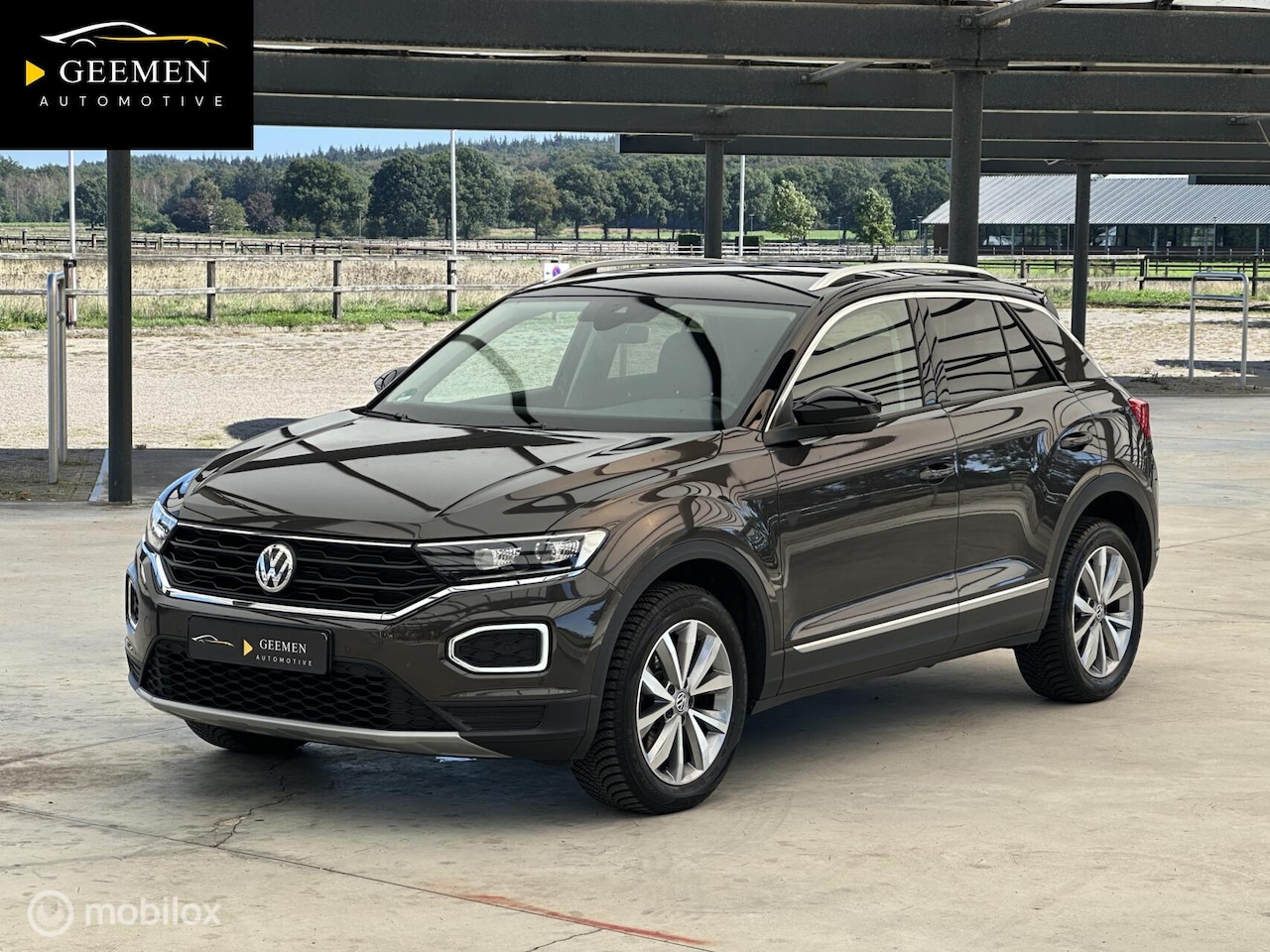 Volkswagen T-Roc - 1.0 TSI Style TREKHAAK/CARPLAY/ACC/STL.VRW - AutoWereld.nl