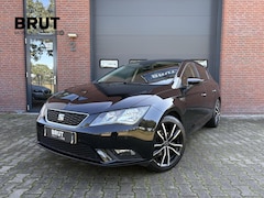 SEAT Leon - 1.4 TSI Style | Navi | Trekhaak | Nieuwe all-season banden