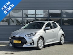 Toyota Yaris - 1.5 HYBRID 115 ACTIVE I AUTOMAAT I APPLE CARPLAY I P-CAMERA I ADAPTIVE CRUISE CONTROL