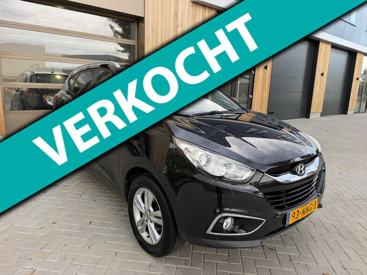 Hyundai ix35 - 2.0i Business Edition 5drs| parkeersensoren| Clima|Cruise controle|Navi|trekhaak|Nieuwe AP - AutoWereld.nl