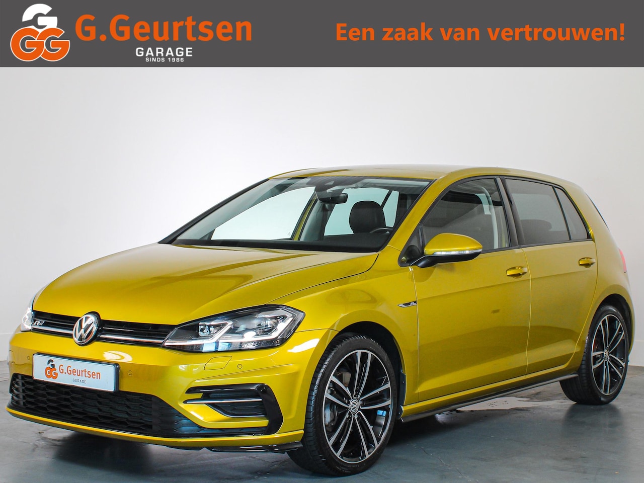 Volkswagen Golf - 1.4 TSI Highline Business R Trekhaak, Apple Carplay, Cruise Control, R-Line - AutoWereld.nl
