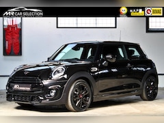 MINI 3-Deurs - 1.5 Cooper Dalston Edition | John Cooper Works | Apple Carplay | Stoelverwarming | NL auto