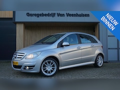Mercedes-Benz B-klasse - 160 95pk Automaat Business Class Airco Cruise Control Trekhaak 17inch LM *NL auto