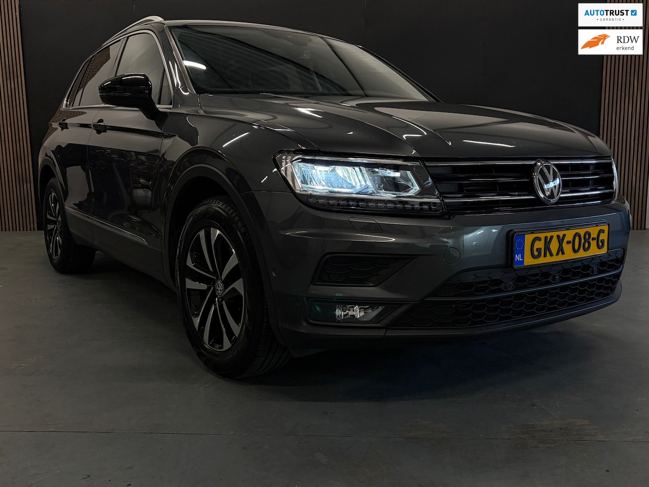 Volkswagen Tiguan - 1.5 TSI ACT Highline Virtual Trekhaak Stoelverwarming - AutoWereld.nl