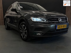 Volkswagen Tiguan - 1.5 TSI ACT Highline Virtual Trekhaak Stoelverwarming
