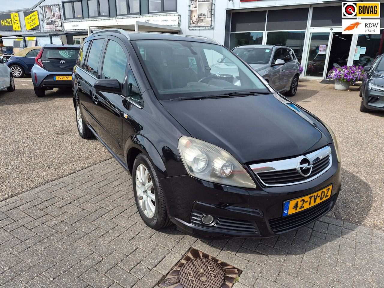Opel Zafira - 2.2 Cosmo 2.2 Cosmo - AutoWereld.nl