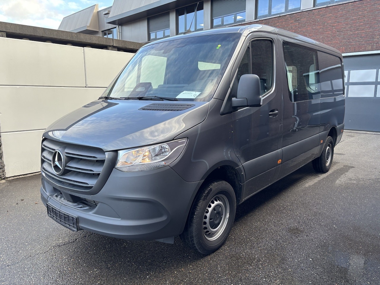 Mercedes-Benz Sprinter - 317 CDI RWD PRO L2 (907.633) - AutoWereld.nl