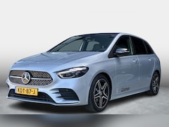 Mercedes-Benz B-klasse - 180 Business Solution AMG | Trekhaak | Night Pakket | Panoramadak | Dodehoekassistent | El