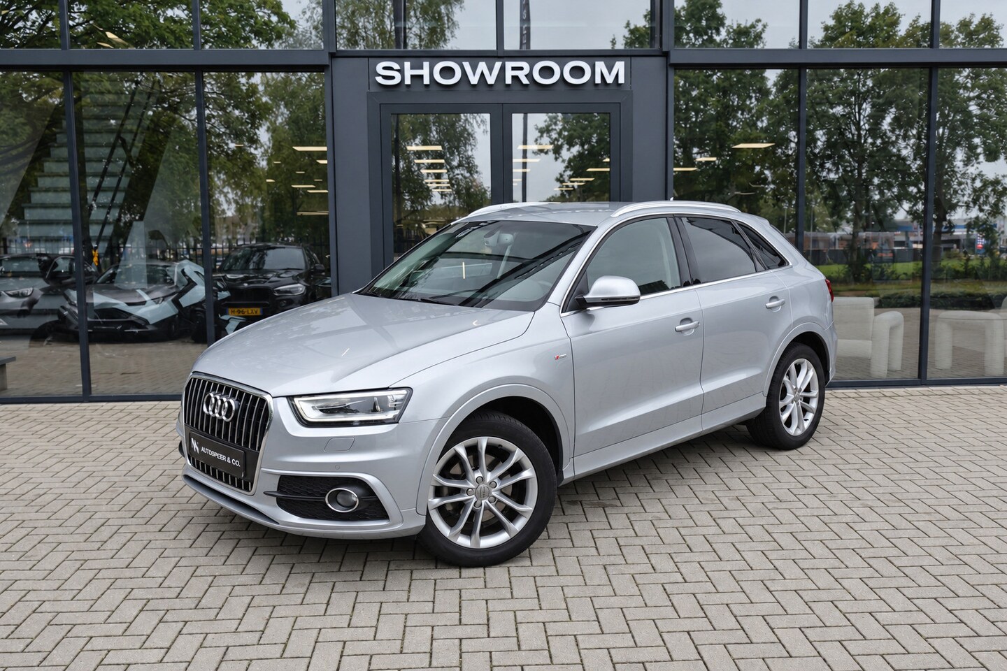 Audi Q3 - 1.4 TFSI CoD Sport S-LINE PDC KEYLESS NAVI - AutoWereld.nl
