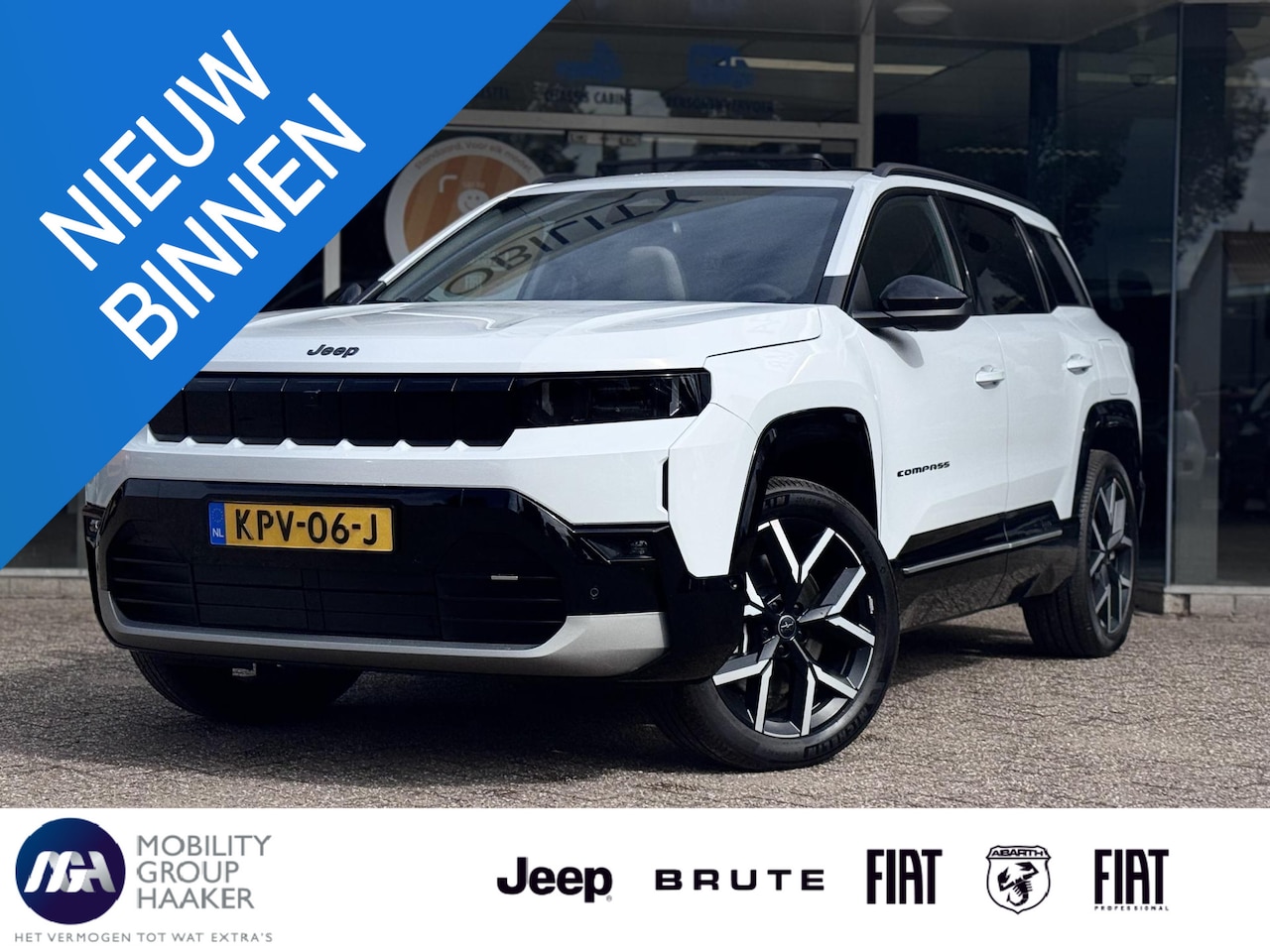 Jeep Compass - Summit 74 kWh | Schuif-kanteldak | Massage-stoelen | Handsfree achterklep - AutoWereld.nl