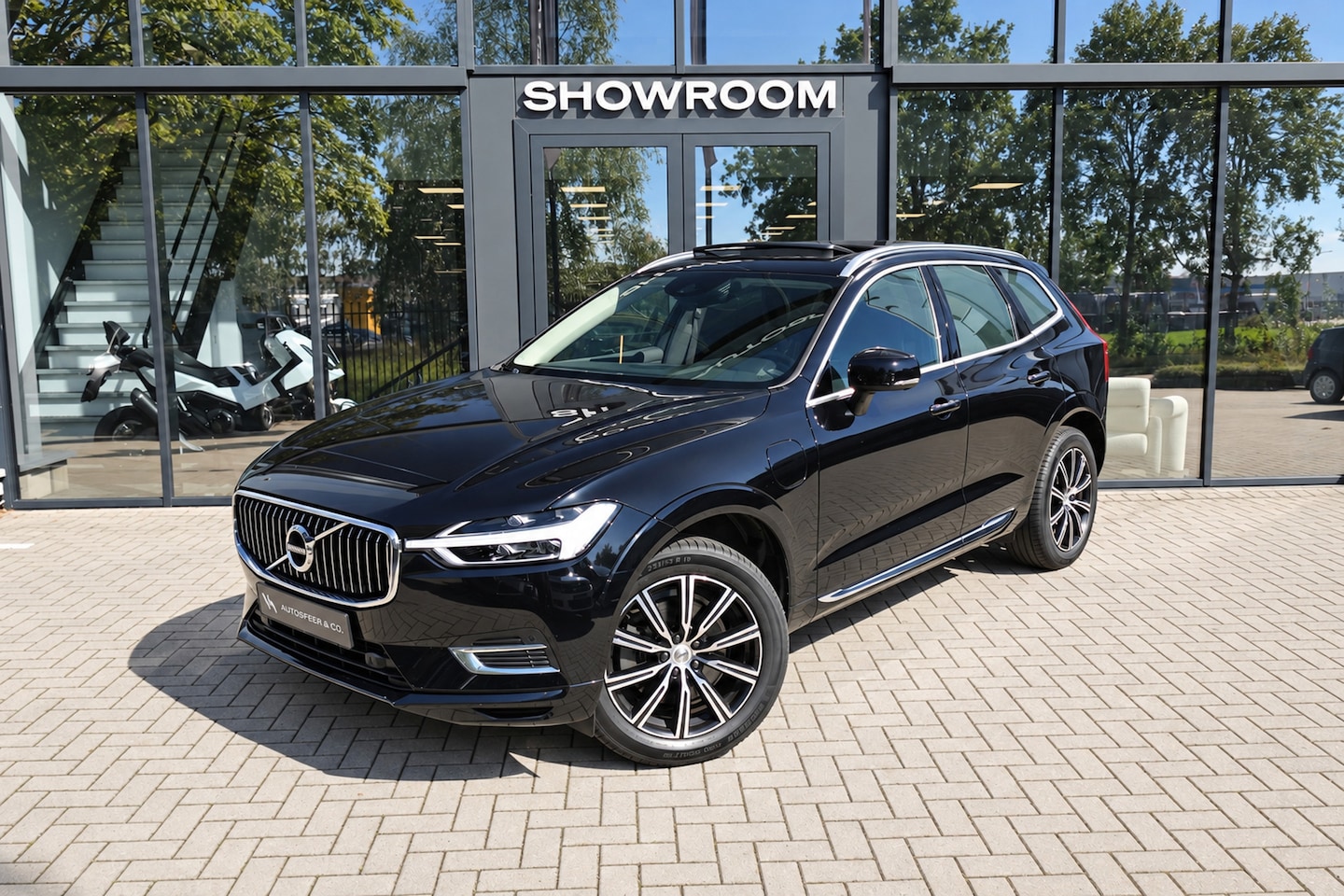 Volvo XC60 - 2.0 Recharge T8 AWD Inscription PANO ACC LEDER VOL - AutoWereld.nl