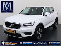 Volvo XC40 - 1.5 T5 Twin Engine Momentum Pro VAN:27.900, - VOOR:24.877, - UW HERFSTVOORDEEL:3.023, - |