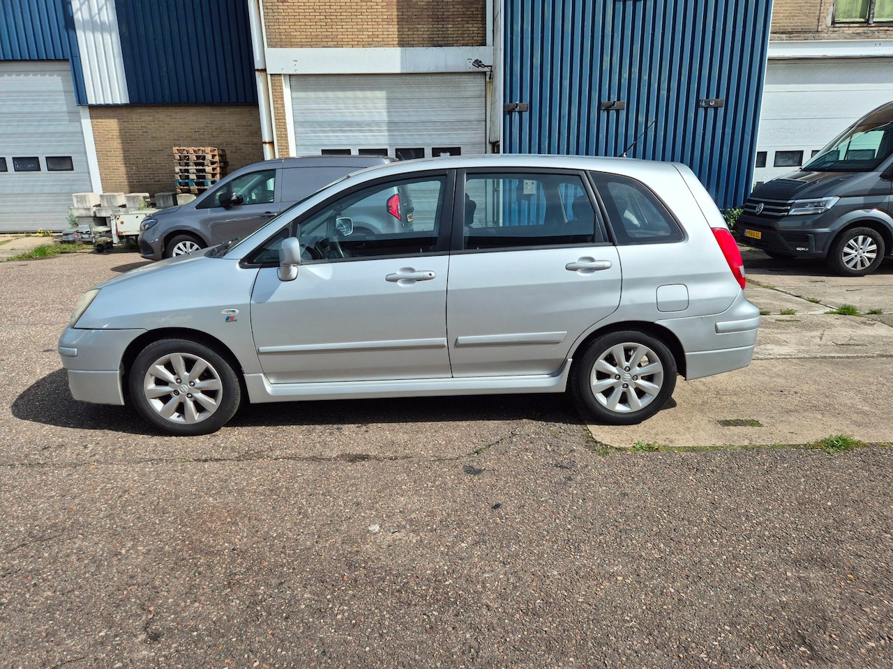 Suzuki Liana - 1.6 Exclusive 1.6 Exclusive, mooie nette auto/ achteruit sensoren - AutoWereld.nl