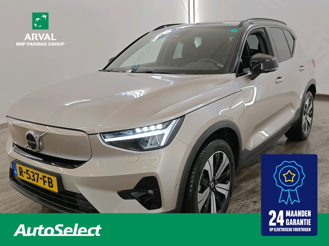 Volvo XC40 - 78 kWh 408pk Recharge Twin Ultimate | SOH 92% | Panoramadak | Trekhaak | Extra getint glas - AutoWereld.nl