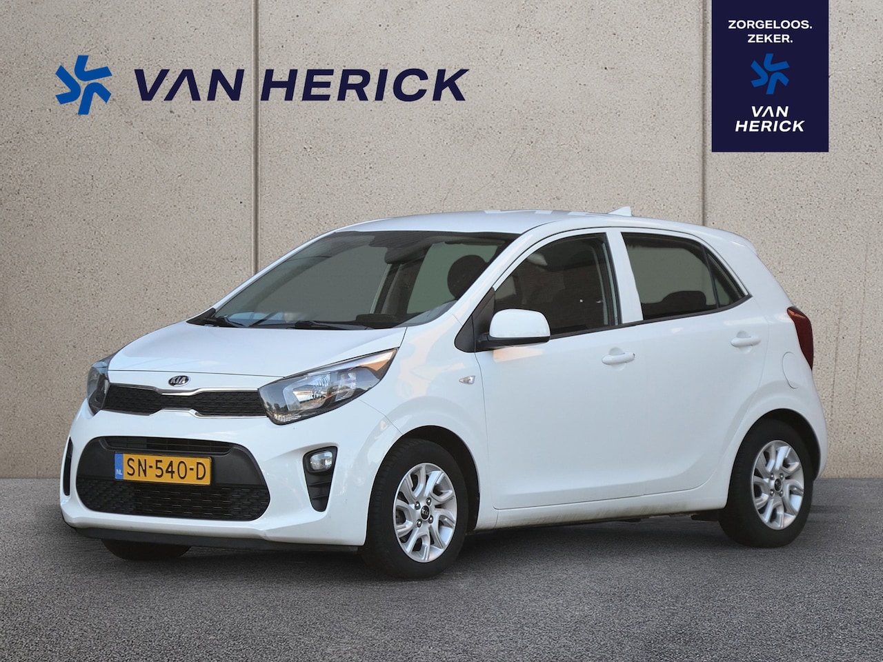 Kia Picanto - 1.0 CVVT ComfortPlusLine Navigator | Achteruitrijcamera | Airco | Trekhaak - AutoWereld.nl
