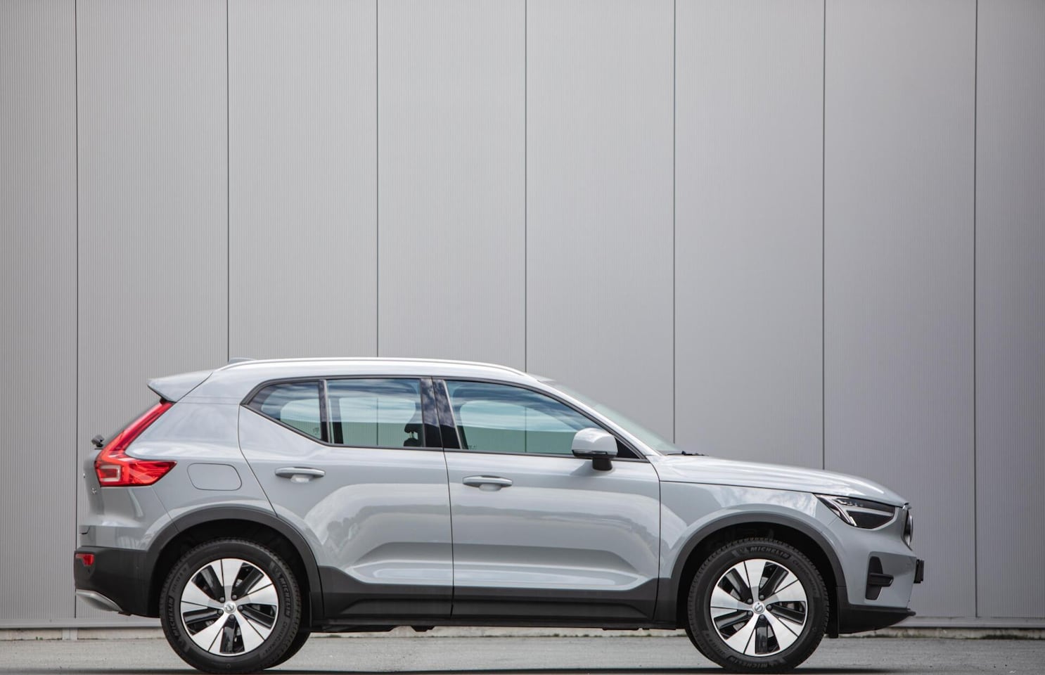 Volvo XC40 - 2.0 B3 Core MY2026|Leder|Keyless|PDC|Camera|Carplay - AutoWereld.nl