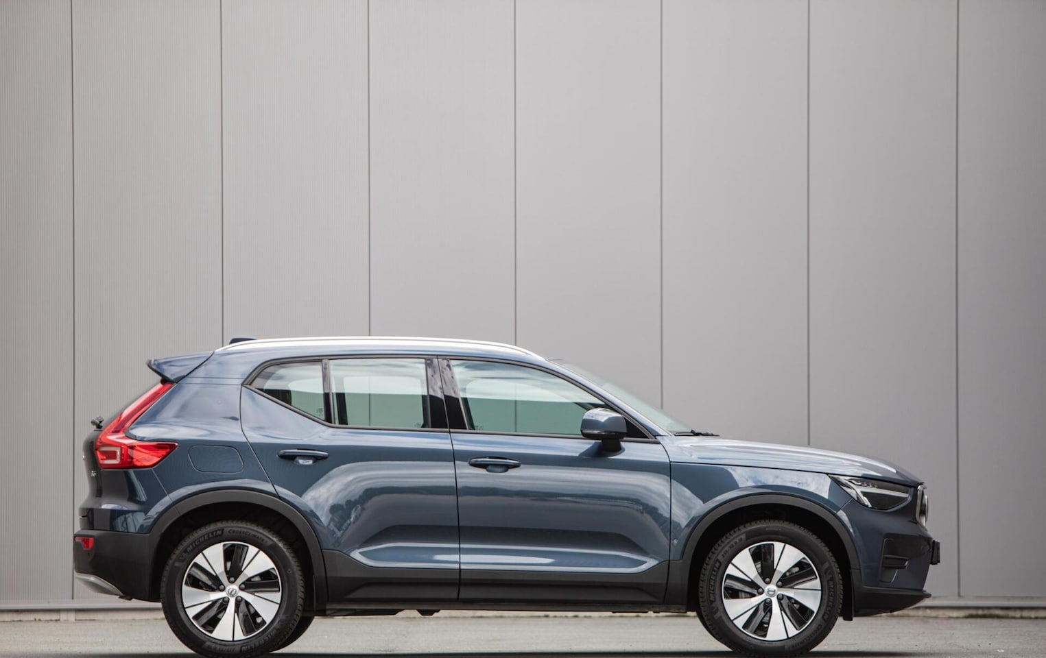 Volvo XC40 - 2.0 B3 Core MY2026|Leder|Keyless|PDC|Camera|Carplay - AutoWereld.nl