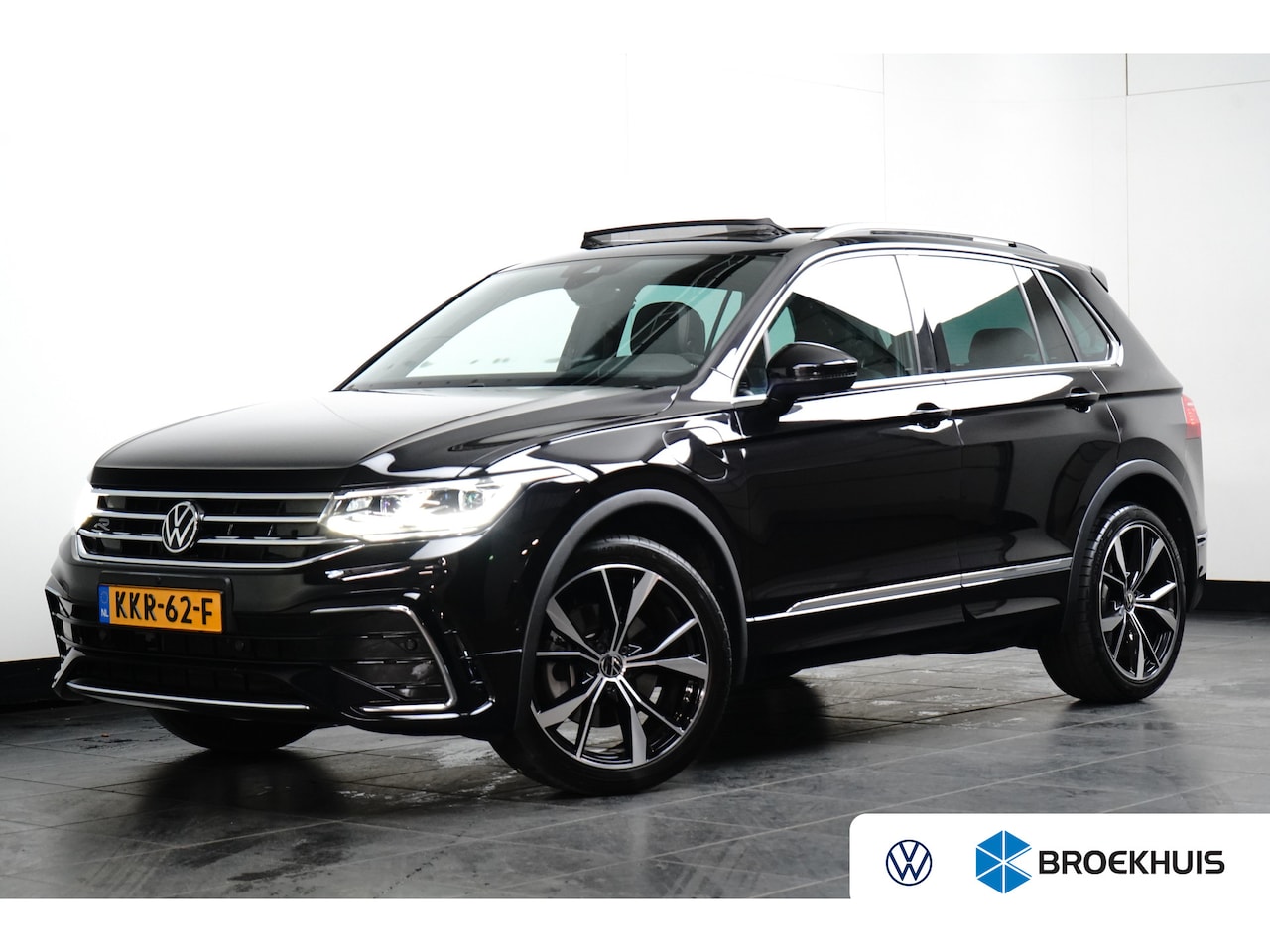 Volkswagen Tiguan - 1.4 TSI eHybrid R-Line Business | Achteruitrijcamera | Adaptief demping systeem | Cruise c - AutoWereld.nl
