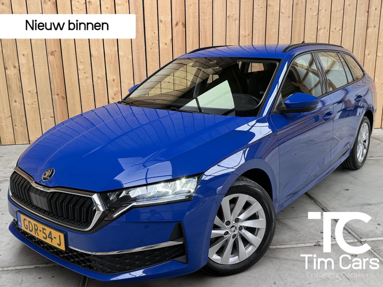 Skoda Octavia Combi - 1.5 TSI First Edition Automaat | Apple CarPlay/Android Auto | Achteruitrijcamera | Cruise - AutoWereld.nl