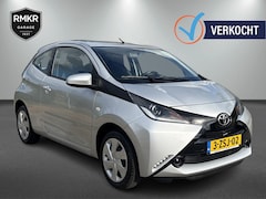 Toyota Aygo - 1.0 VVT-i x-play | Automaat | Airco |