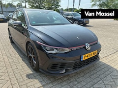 Volkswagen Golf - 2.0 TSI GTI | Panorama dak | Head-up display | Stoelverwarming | Camera | 19 Inch Velgen |