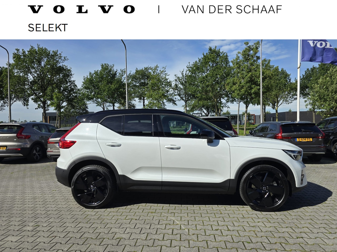 Volvo EX40 - Single Motor Ext. Range Ultra Bl. Ed. Eur. 82 kWh | BLIS | Panorama dak | 360 Camera | Ver - AutoWereld.nl