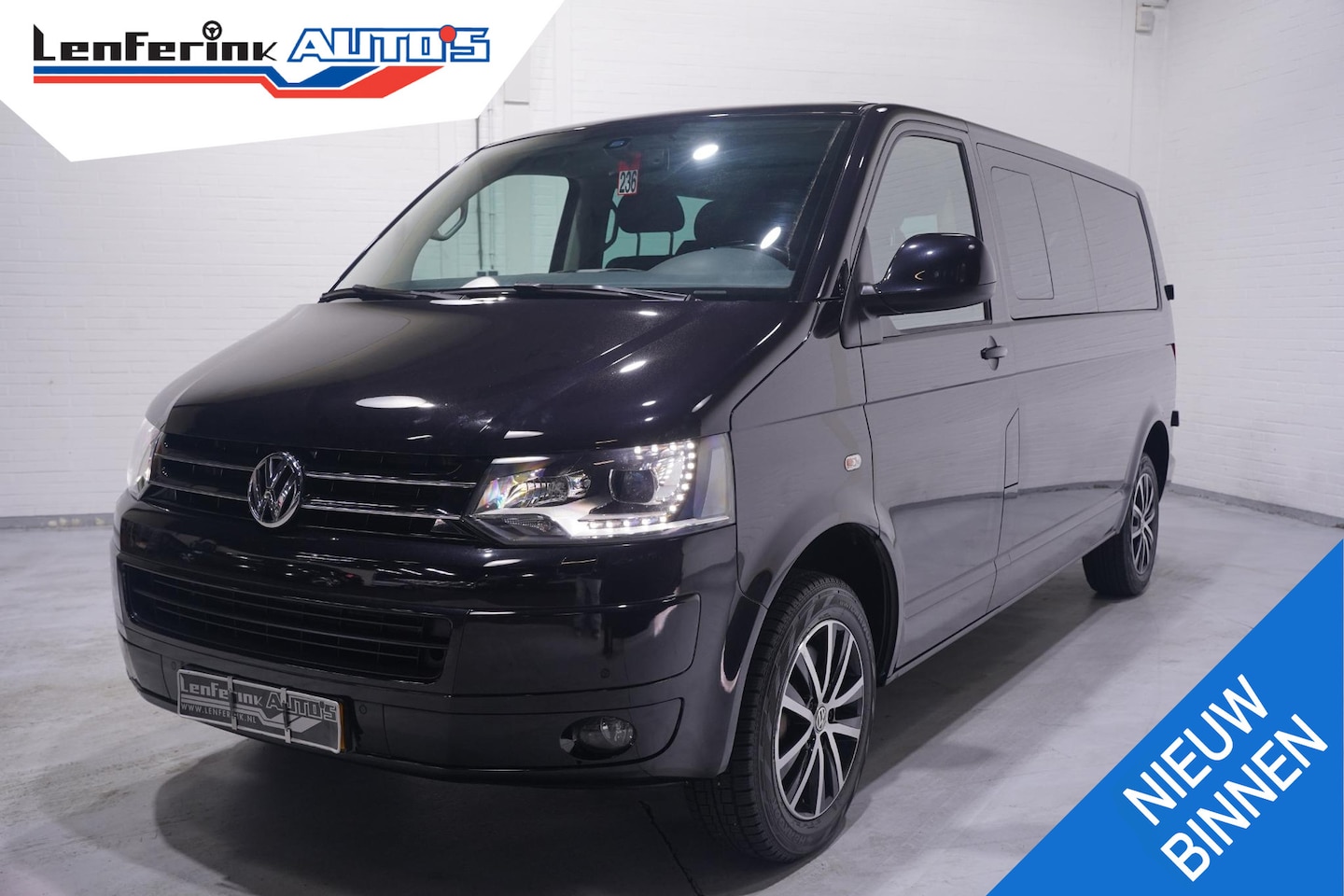 Volkswagen Transporter - 2.0 TDI Dubbel Cabine L2 4Motion Marge Auto Airco, Navi, Xenon, PDC V+A, 6-Zits - AutoWereld.nl