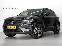 Volvo XC40 - B4 197PK Plus Dark | Trekhaak | Getint Glas | Geheugen | Elek Stoelen