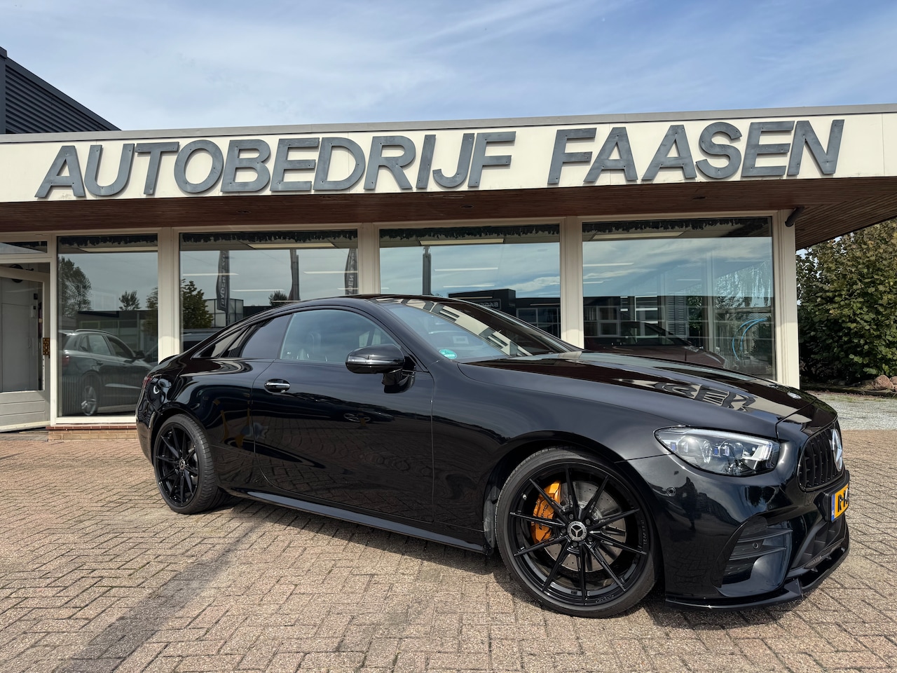 Mercedes-Benz E-klasse Coupé - 300 AMG Line E Coupé Facelift,NIGHT,Pano,Burmester , Memory