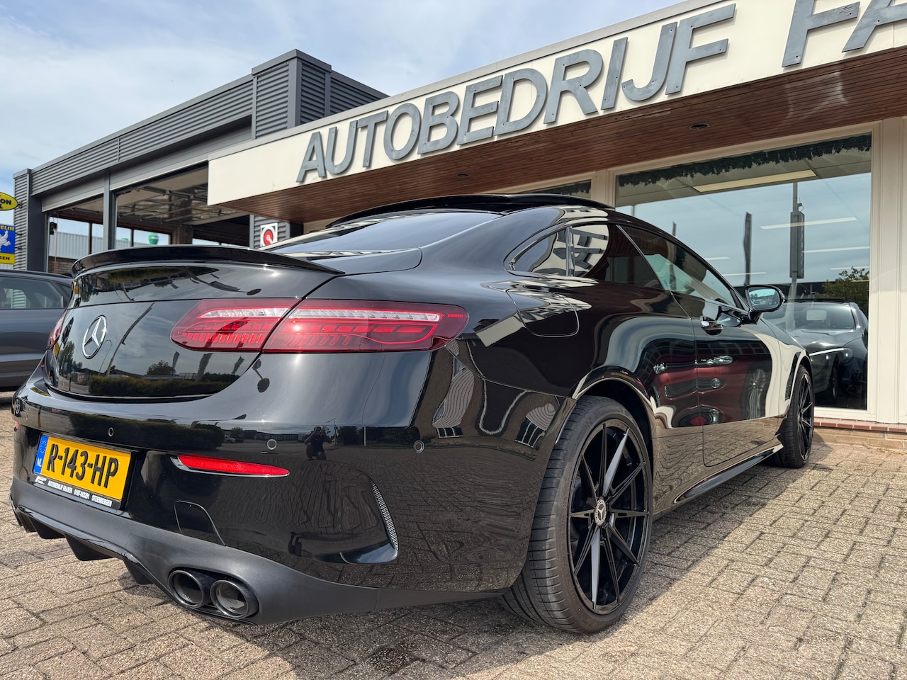 Mercedes-Benz E-klasse Coupé - 300 AMG Line E Coupé Facelift,NIGHT,Pano,Burmester , Memory