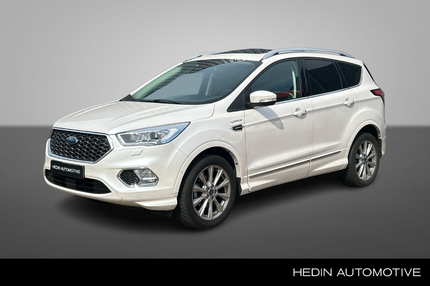 Ford Kuga - 1.5 EcoBoost Vignale 150PK | Afneembare Trekhaak | Winter Pack | Panoramadak | Driver Assi - AutoWereld.nl