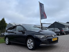 Volkswagen Golf Variant - 1.5 eTSI Style 150pk Trekhaak stuur/stoel verwarming