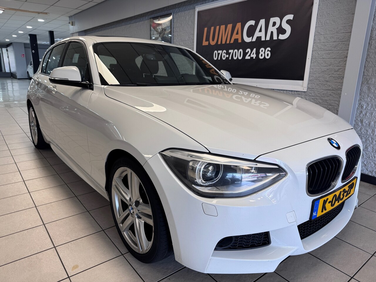 BMW 1-serie - 116i Executive | Nieuwe APK | Pano | Navi | PDC | - AutoWereld.nl