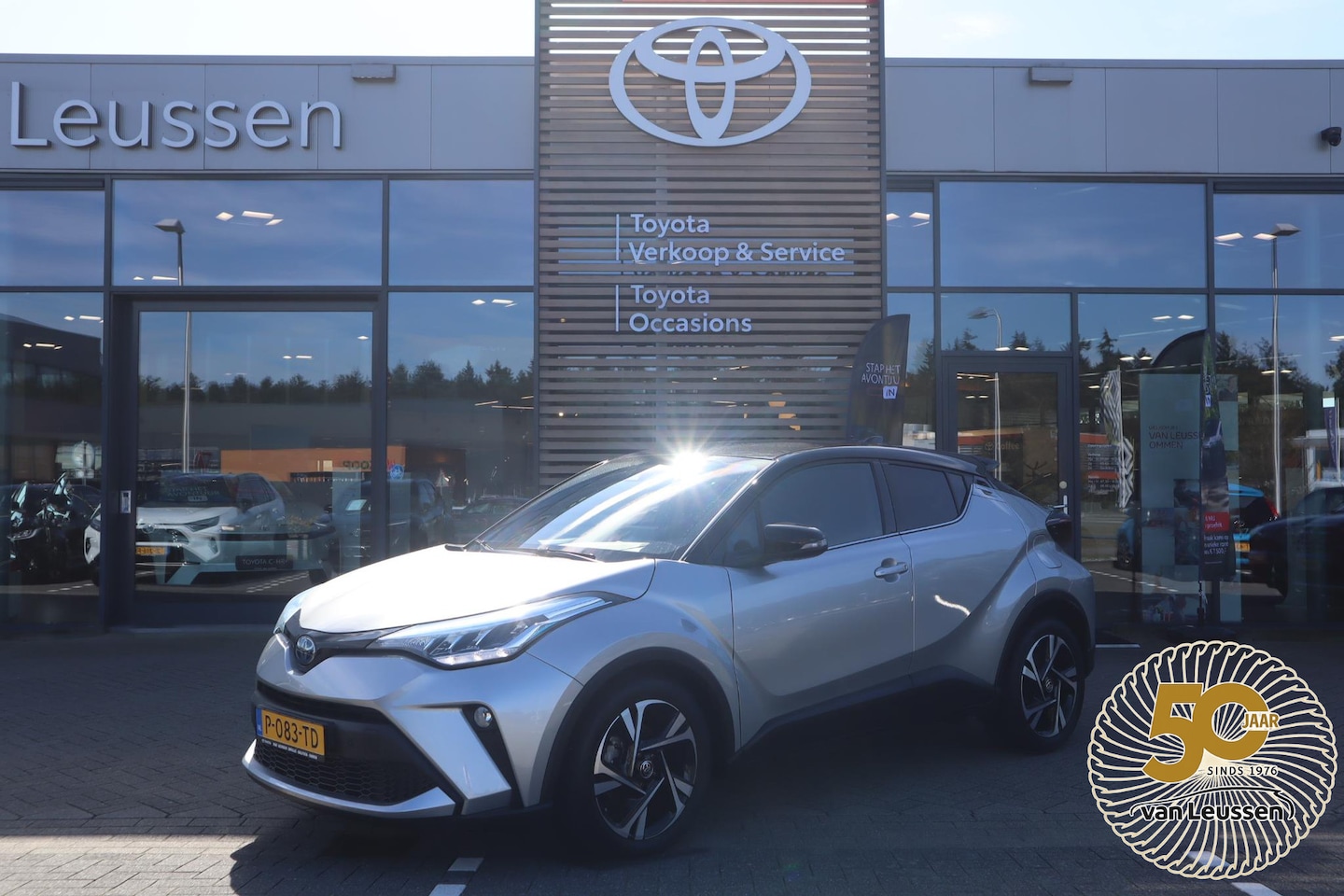 Toyota C-HR - 1.8 Hybrid Style NL-AUTO 1E EIGENAAR BI-TONE - AutoWereld.nl
