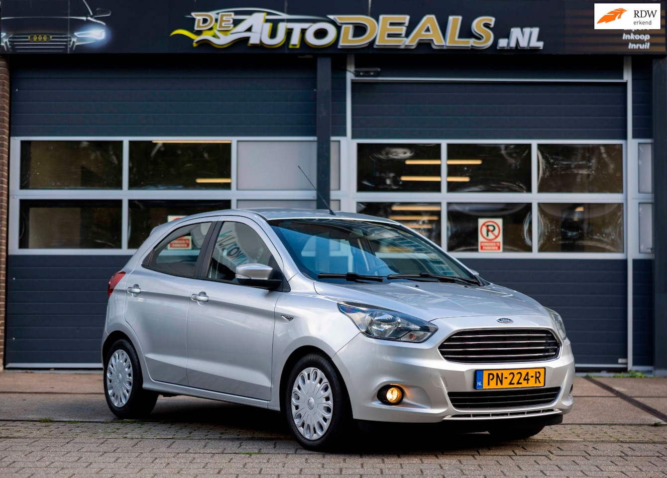 Ford Ka - 1.2 Trend Ultimate 1STE EIGENAAR|NAP|22000KM|NAP|AIRCO|BLEUTOOTH| - AutoWereld.nl