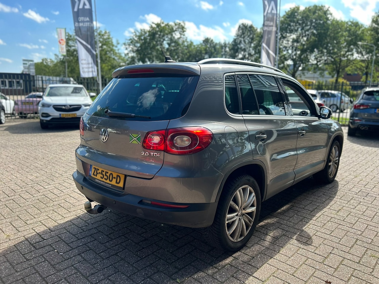 Volkswagen Tiguan - 2.0 TDI Trend&Fun 4Motion | LEEST TEKST !!! |