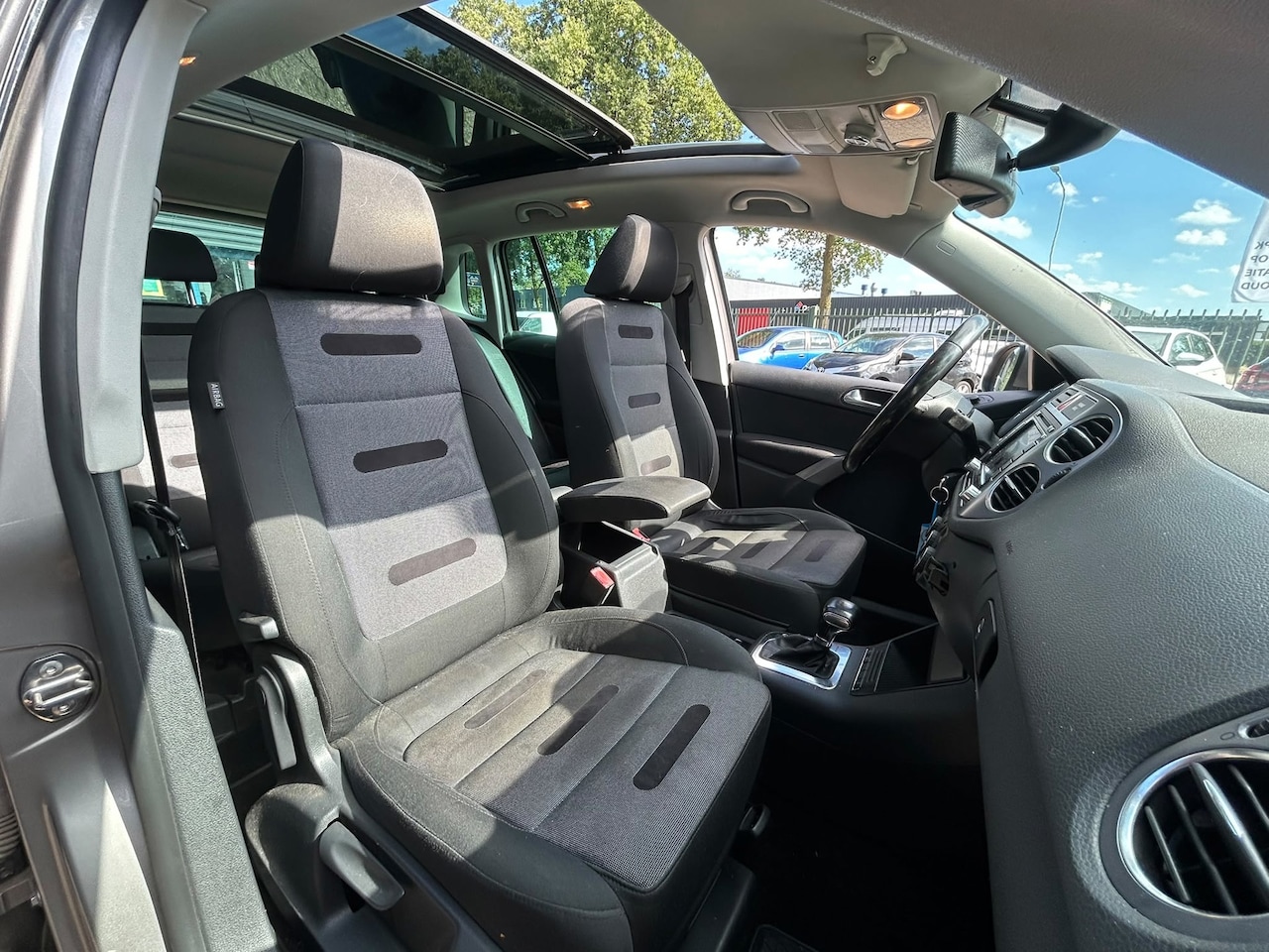 Volkswagen Tiguan - 2.0 TDI Trend&Fun 4Motion | LEEST TEKST !!! |