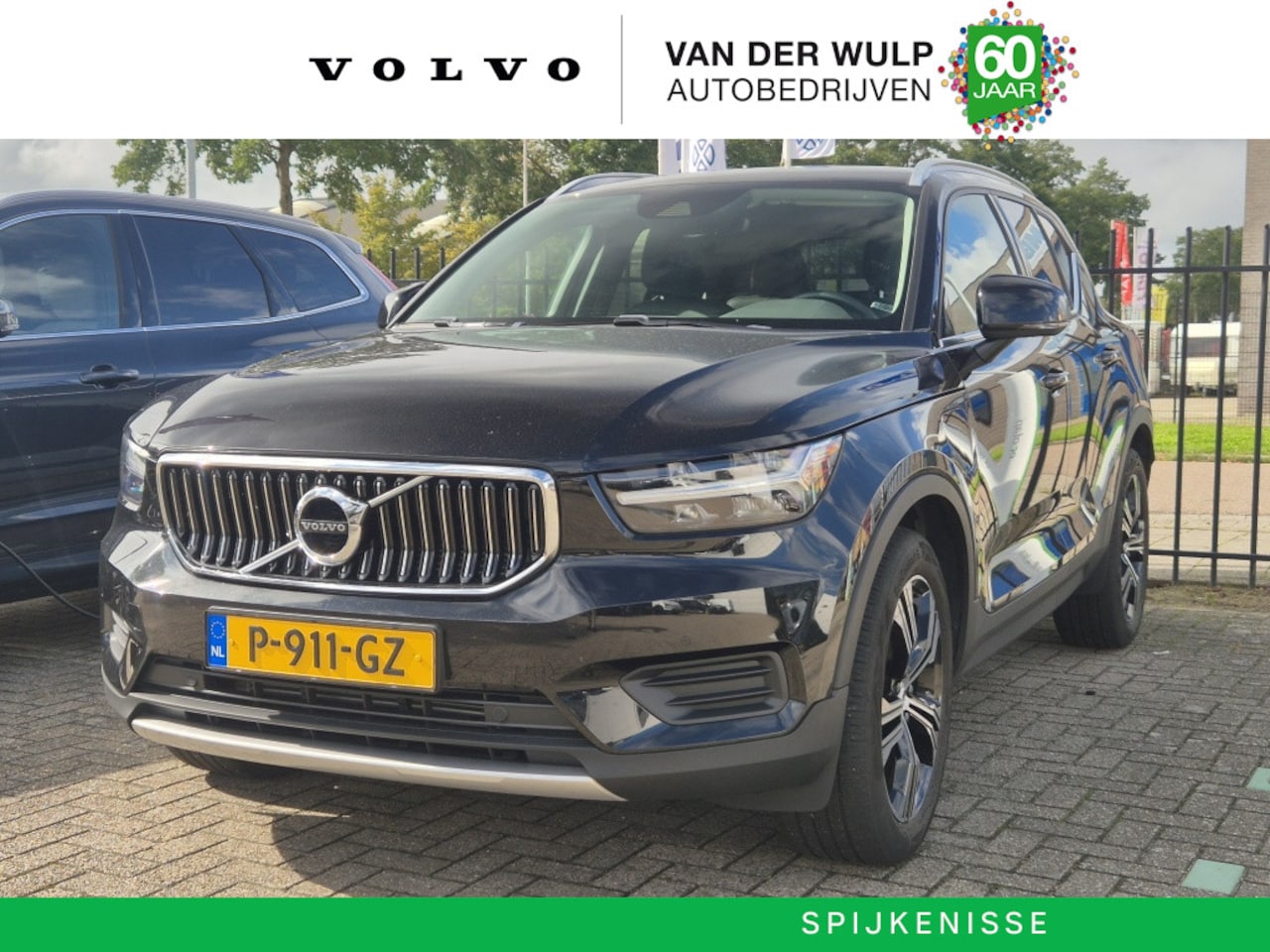 Volvo XC40 - T4 211pk [Plug-In] Inscription | Trekhaak | Leder | BLIS | Adaptieve Cruise | - AutoWereld.nl