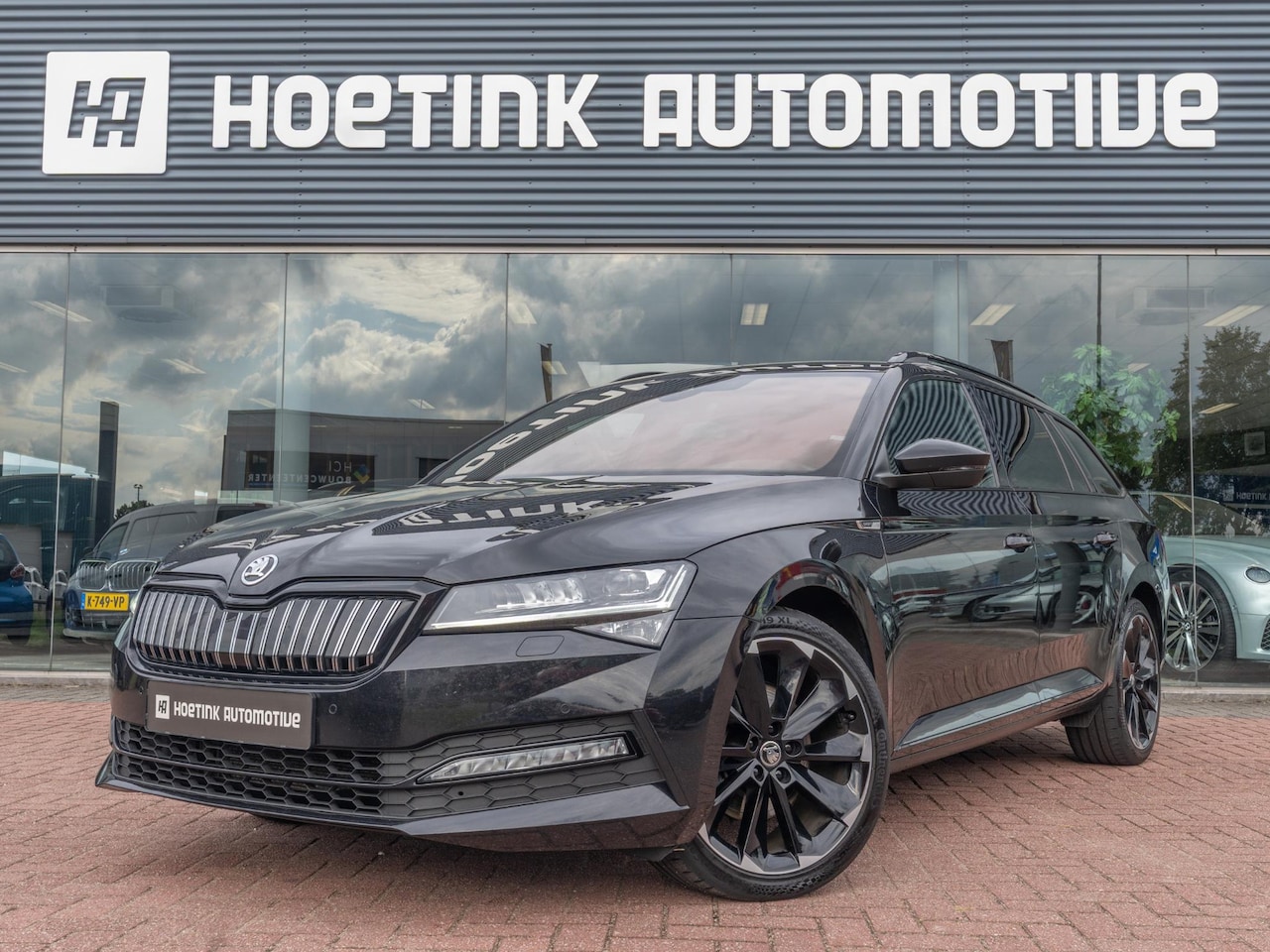 Skoda Superb Combi - 1.4 TSI iV Sportline Business | BTW | Elc trekhaak | Dealer onderhouden - AutoWereld.nl