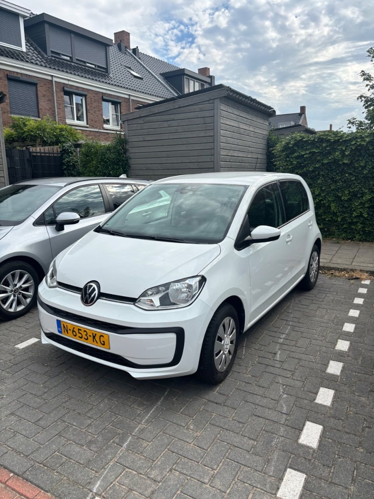 Volkswagen Up! - 1.0 60 pk | Airco | Bluetooth | DAB | - AutoWereld.nl