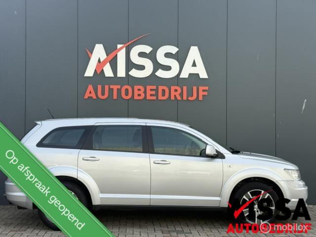 Dodge Journey - 2.4 SXT Navi Clima Cruise Pdc Trekhaak N.A.P Jaar Apk - AutoWereld.nl