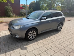 Mitsubishi Outlander - 2.0 PHEV Instyle