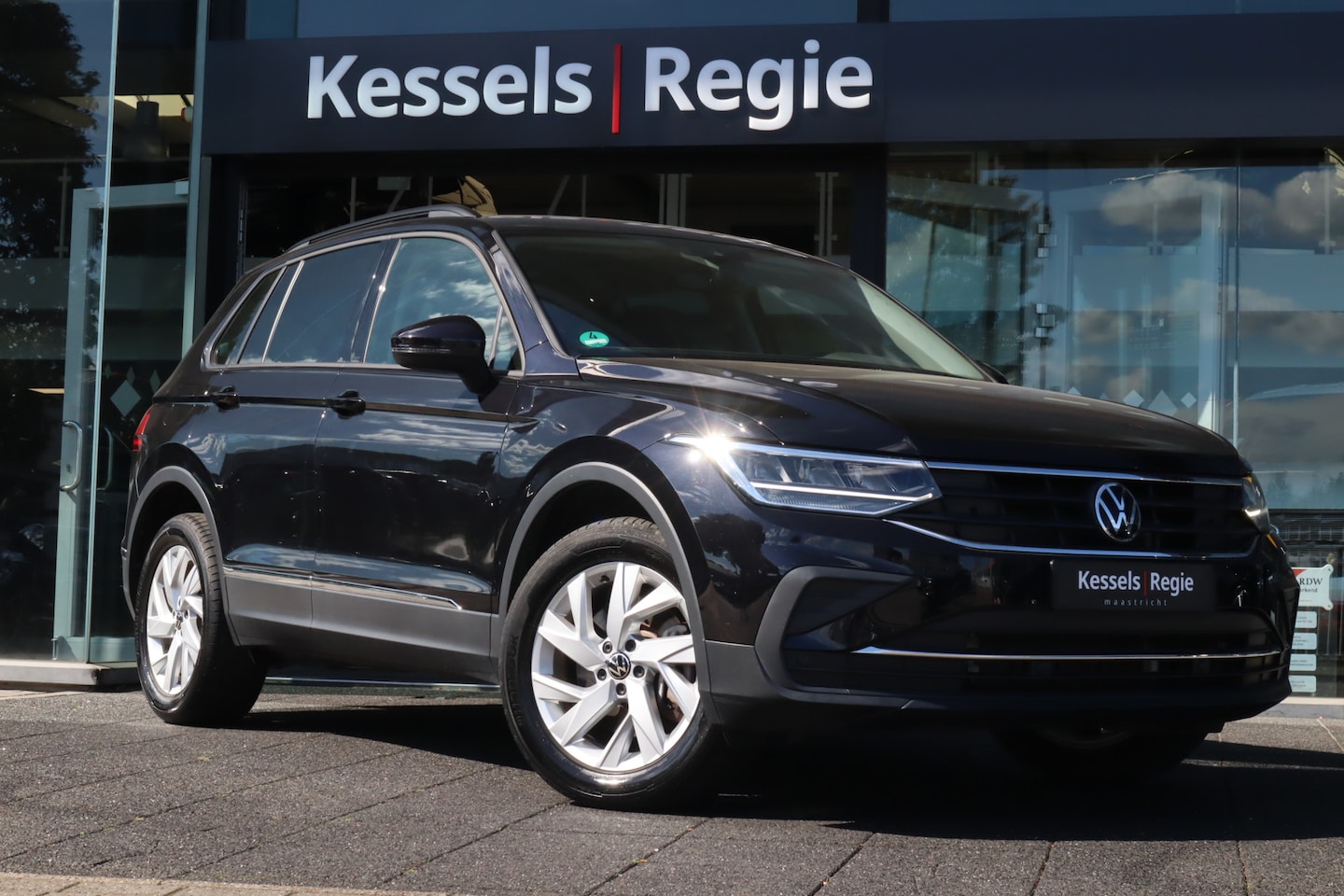 Volkswagen Tiguan - 1.4 TSI eHybrid Life | ACC | Virtual | LED | Stuur/Stoelverwarming | Sensoren | 18” | Navi - AutoWereld.nl