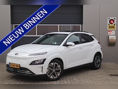 Hyundai Kona Electric - EV Premium Sky 64 kWh, Schuifdak, Stoelverwarming/Verkoeling, Stuurverwarmd, Achterbankver